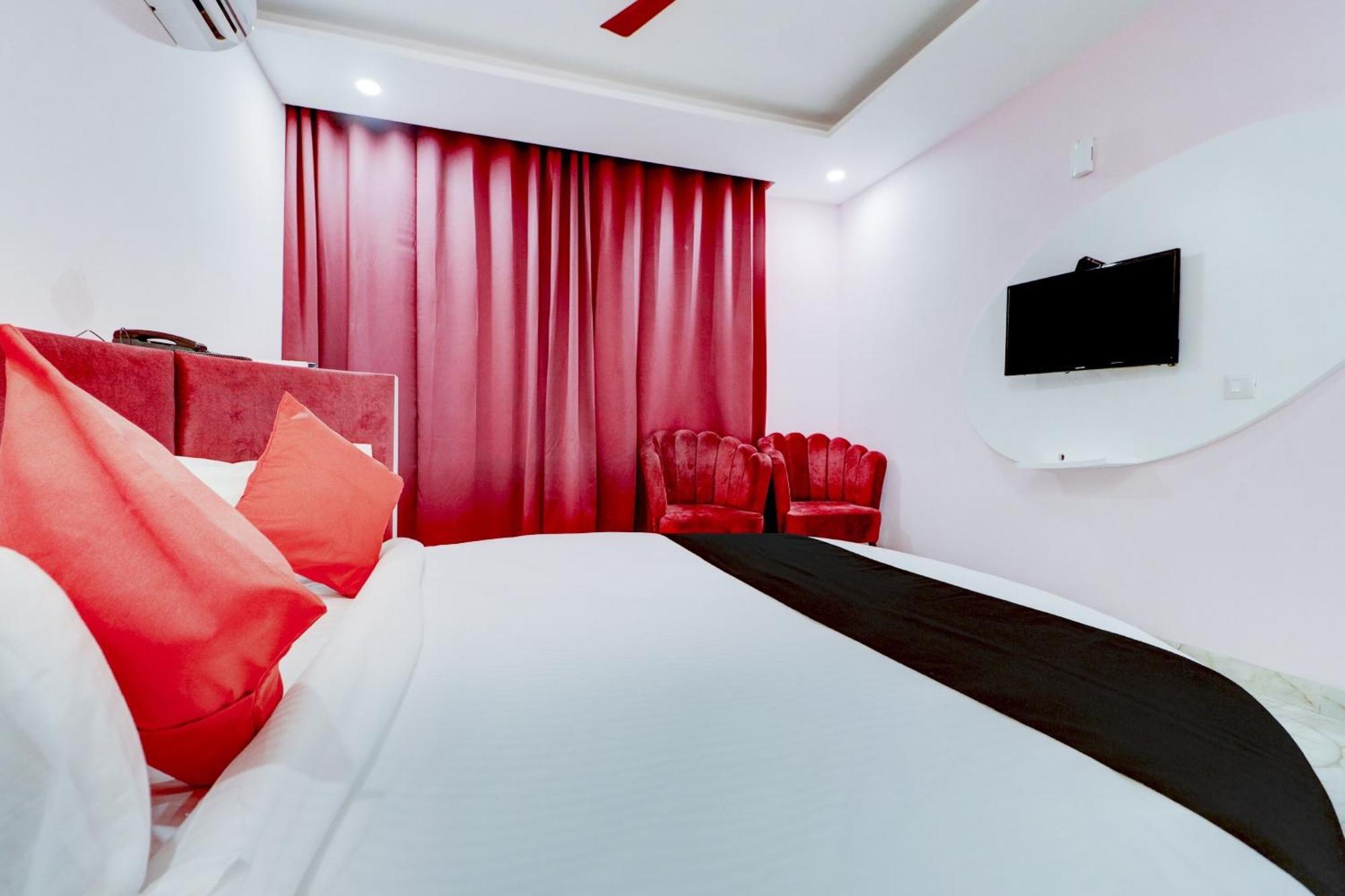 Hotel O Stevia Zirakpur Exterior foto