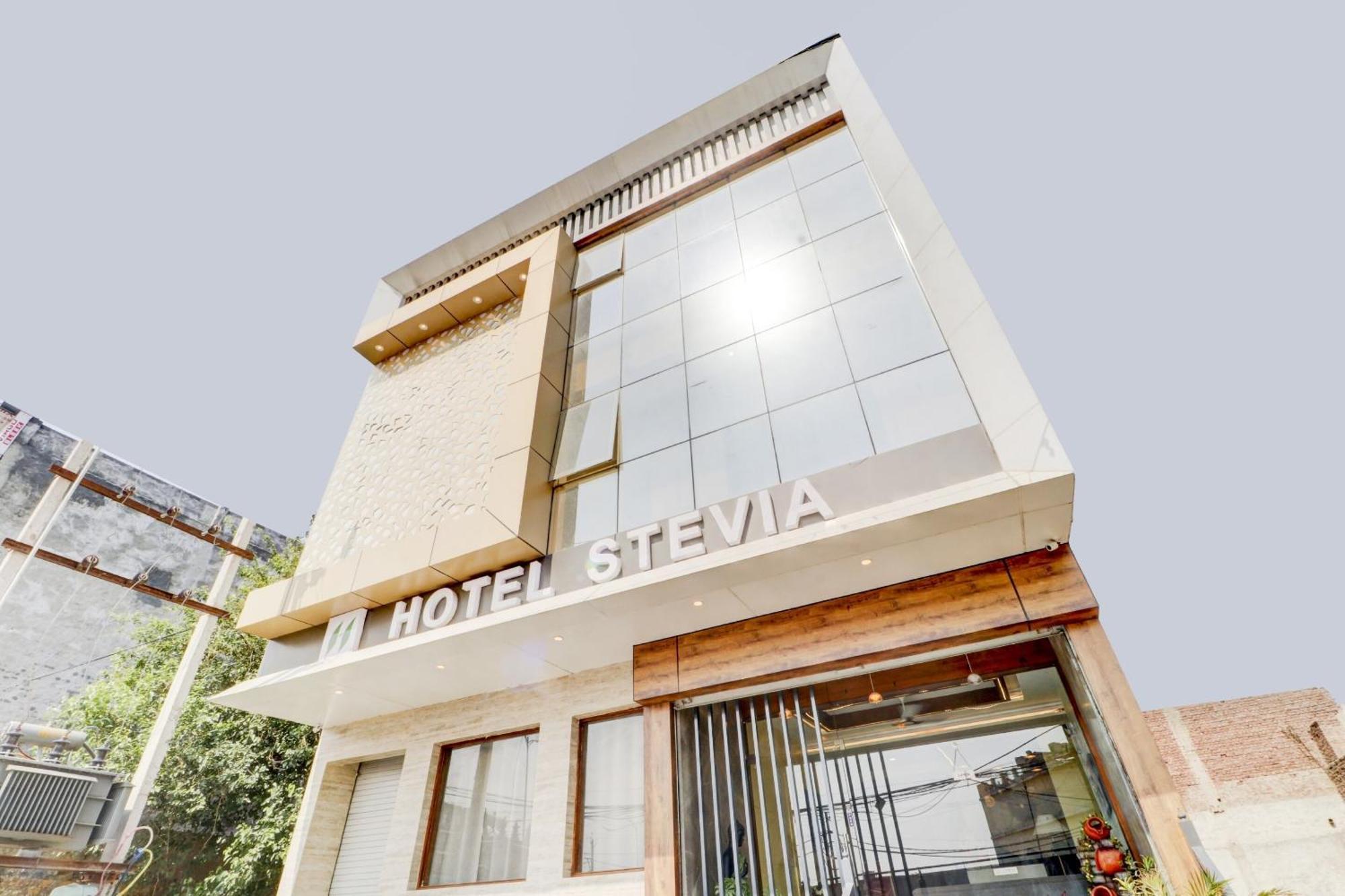 Hotel O Stevia Zirakpur Exterior foto